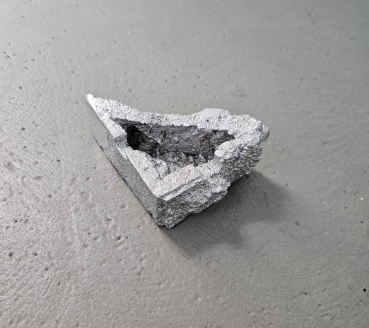 Christoph Meier, Ute Müller, Robert Schwarz, Lukas Stopczynski  - Lax Bar Ashtray