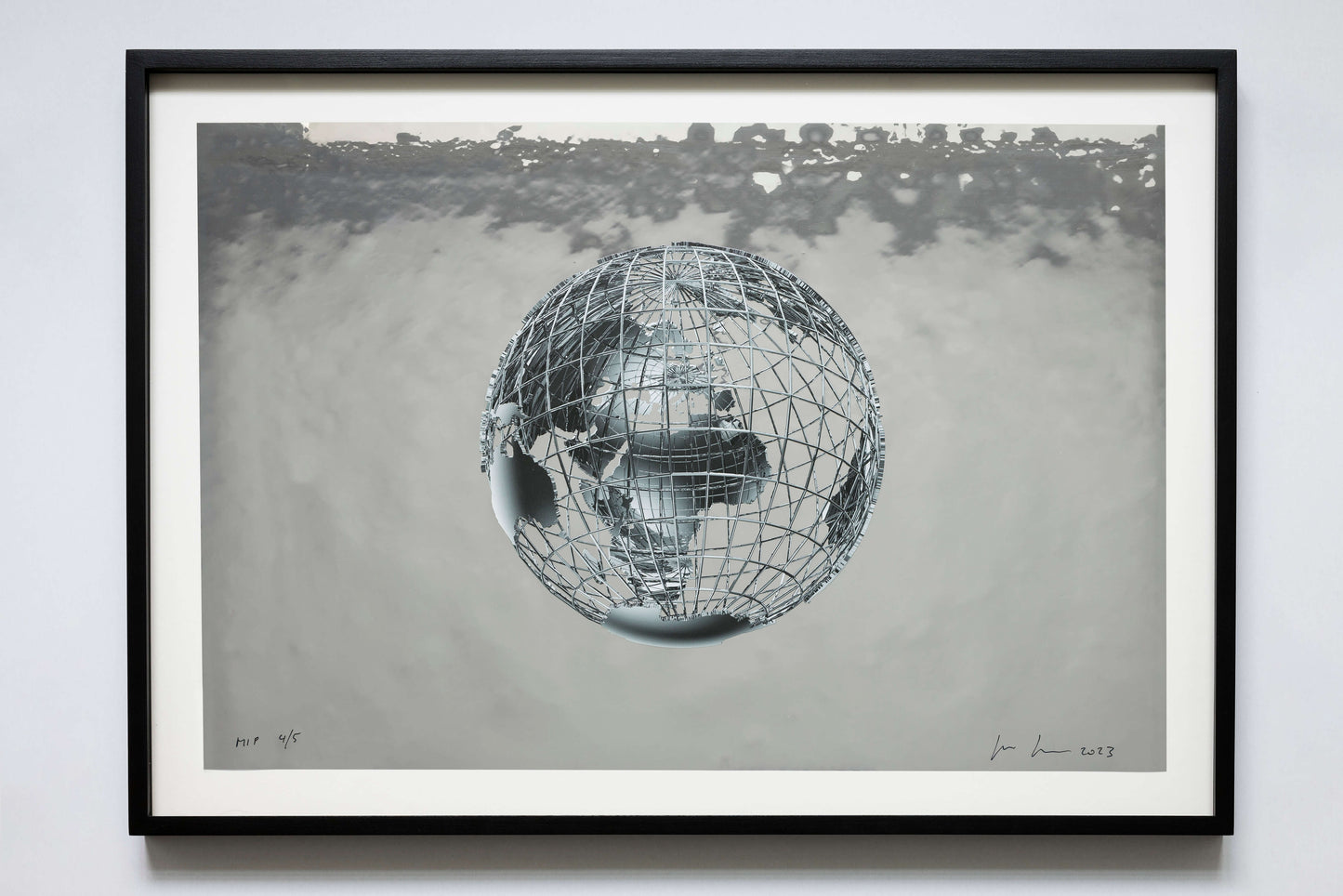 Peter Kogler - Untitled (globe)